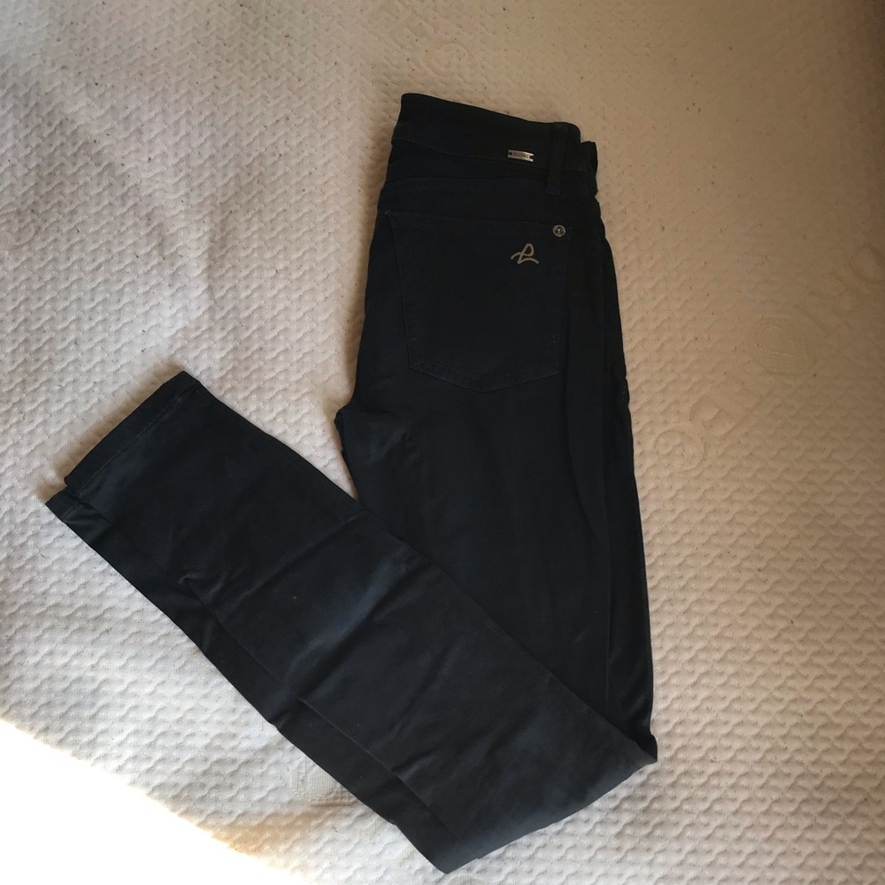 DL19641 Coated Skinny Jeans